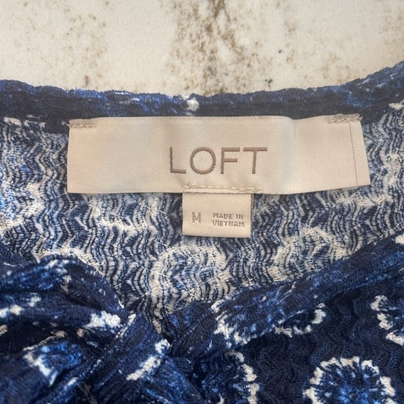 Loft Floral Puff Sleeve Tie Neck Top Nvy/White M - Picture 7 of 8